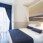 Отель Parigi 4*