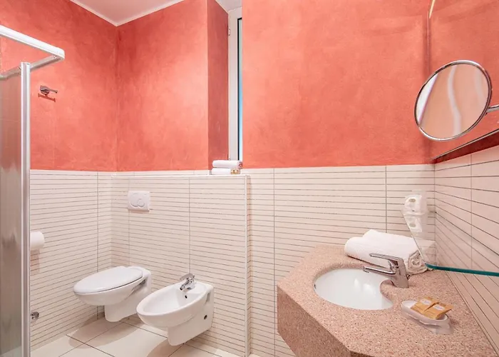 Отель Parigi Бибионе