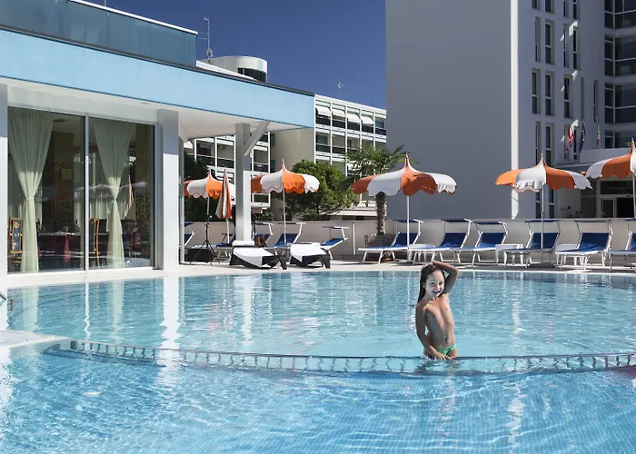 Отель Parigi 4*