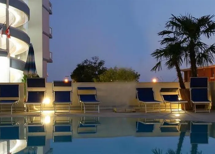 Parigi Отель Бибионе