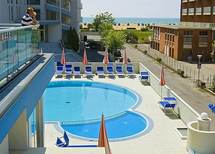 Parigi 4* Бибионе