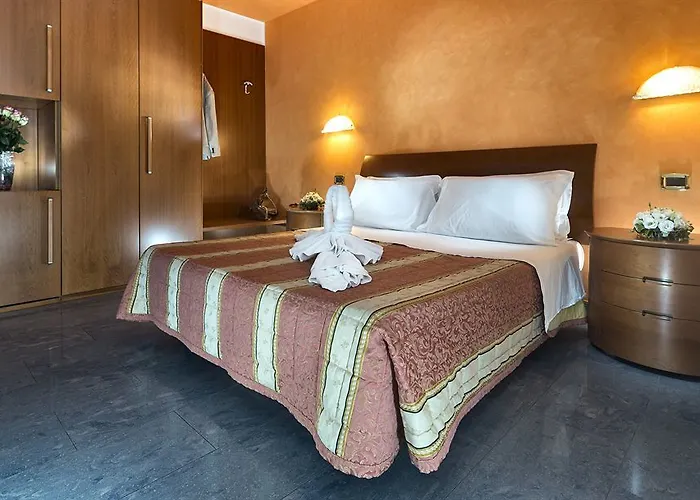 Parigi 4* Бибионе