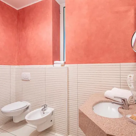 Ξενοδοχείο Parigi Μπιμπιόνε