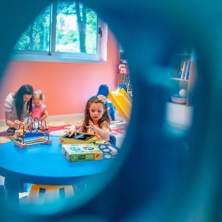 Parigi מלון ביביונה