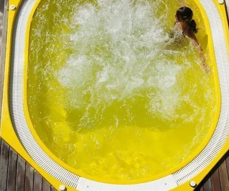 Parigi 4* Μπιμπιόνε