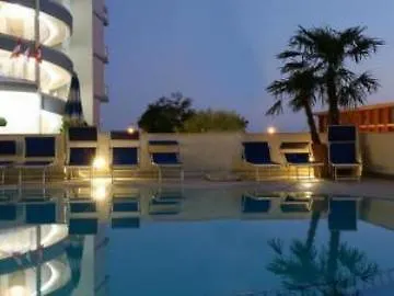 Parigi Hotel 4*